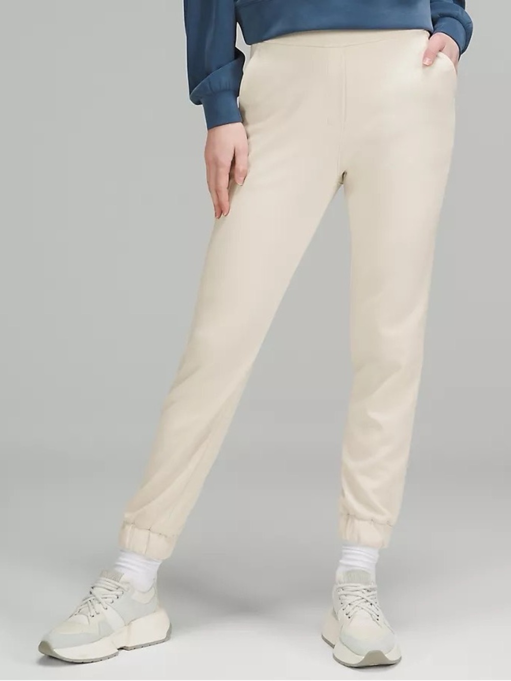 Lululemon Cream Jogger Pants - extreme soft Comfortable Everyday Pull-On